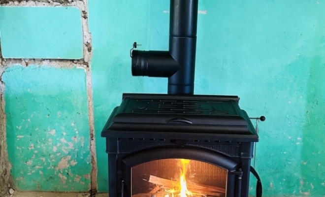 Pose et installation d'un poêle à bois à Saint-Amant-Roche-Savine, Ambert, BF Energies